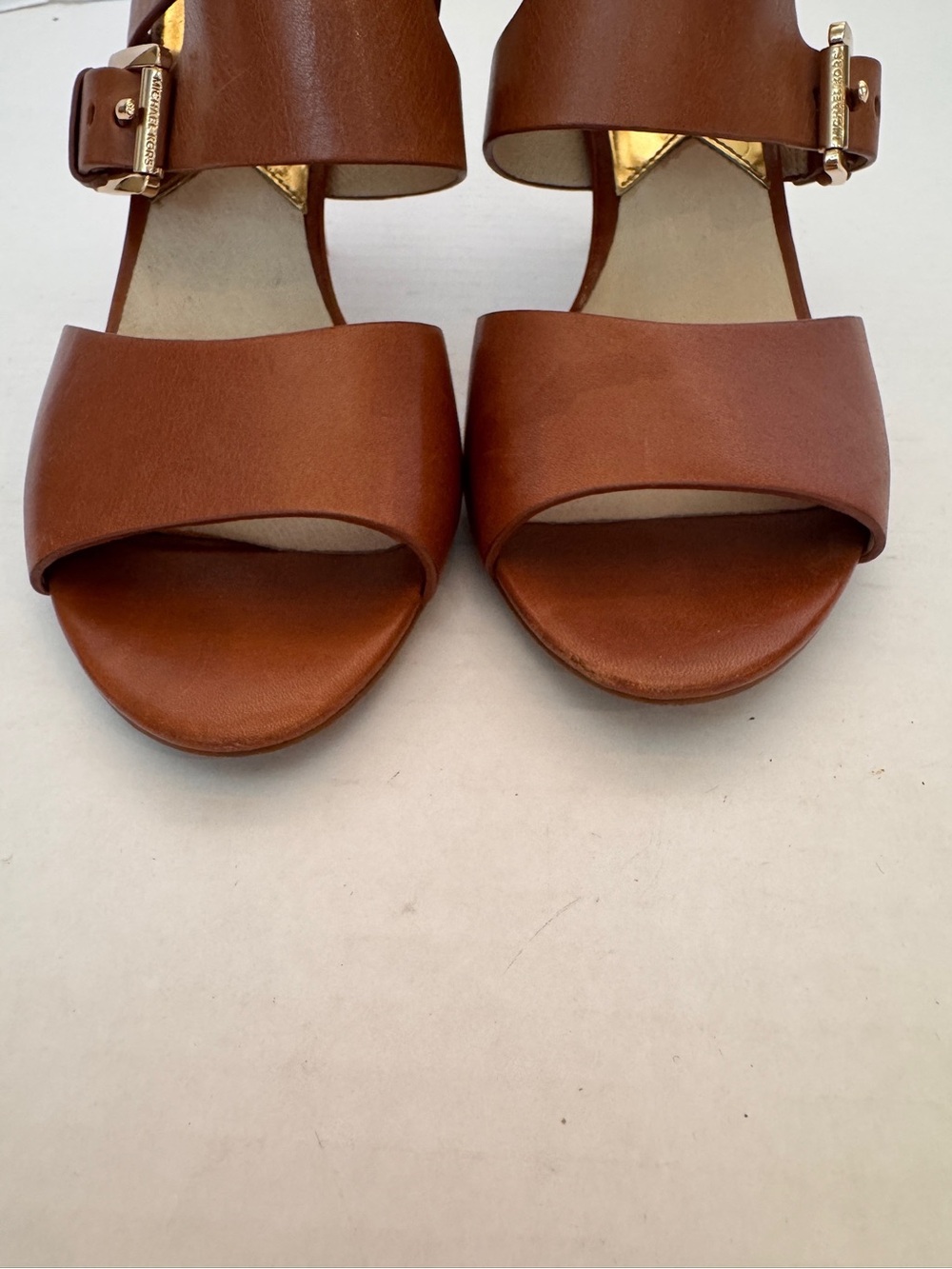Michael Michael Kors Lucinda Brown Leather Strap Heels 8.5 M Sandals Gold Buckle - Picture 8 of 11